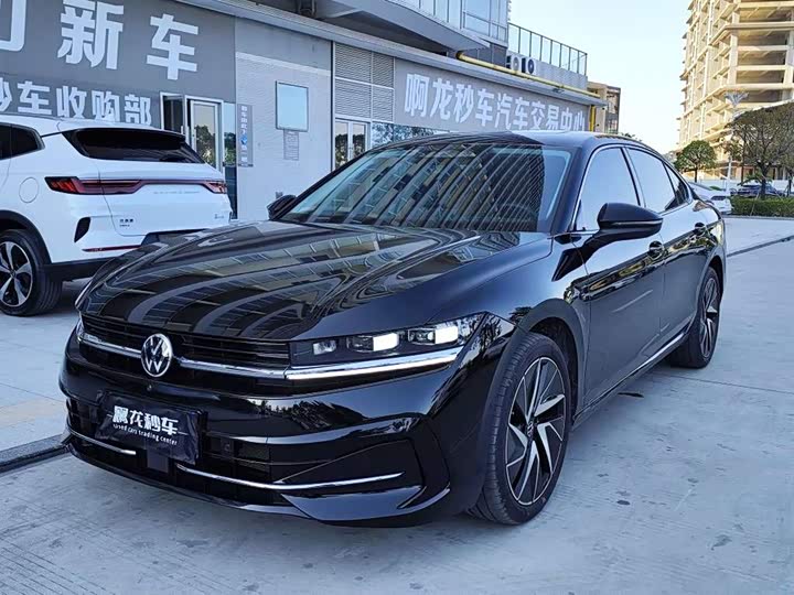 Фото 1 - Volkswagen Magotan