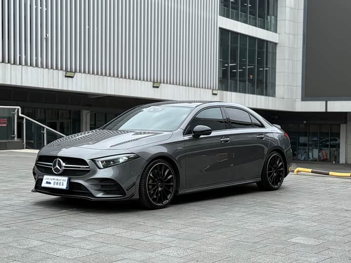 Фото 1 - Mercedes-Benz A-Class AMG
