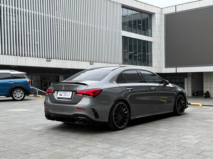 Фото 5 - Mercedes-Benz A-Class AMG
