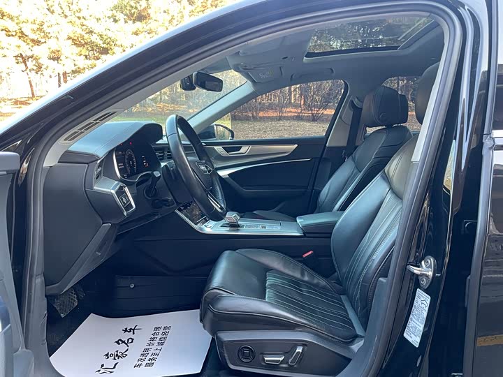 Фото 7 - Audi A6L