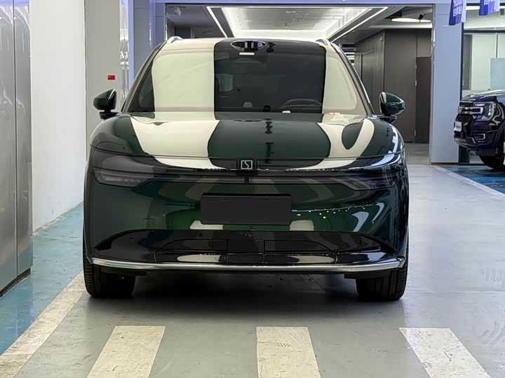 Фото 2 - Zeekr 7X