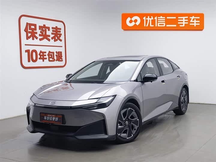 Фото 1 - Toyota bZ3