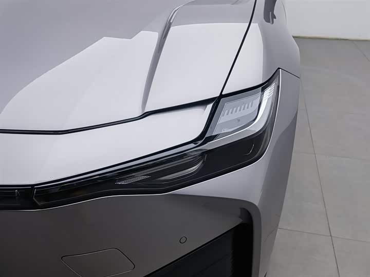 Фото 7 - Toyota bZ3