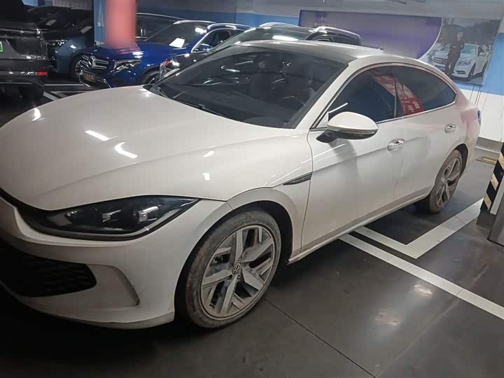 Фото 1 - Volkswagen Lamando L