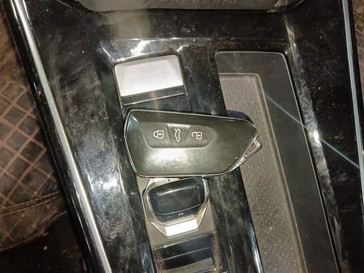 Фото 9 - Volkswagen Lamando L