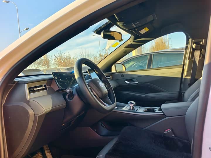 Фото 6 - BYD Qin Plus