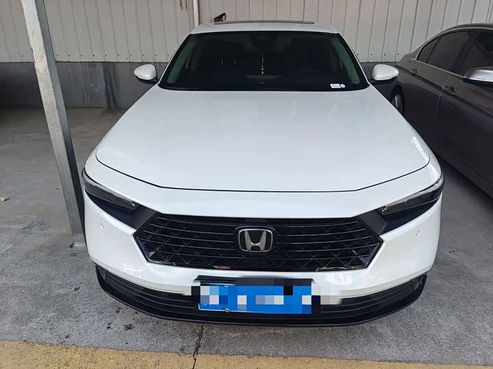 Фото 2 - Honda Accord
