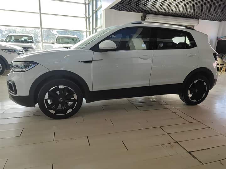 Фото 5 - Volkswagen Tacqua