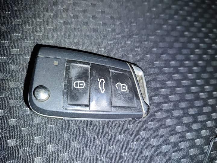 Фото 9 - Volkswagen Tacqua