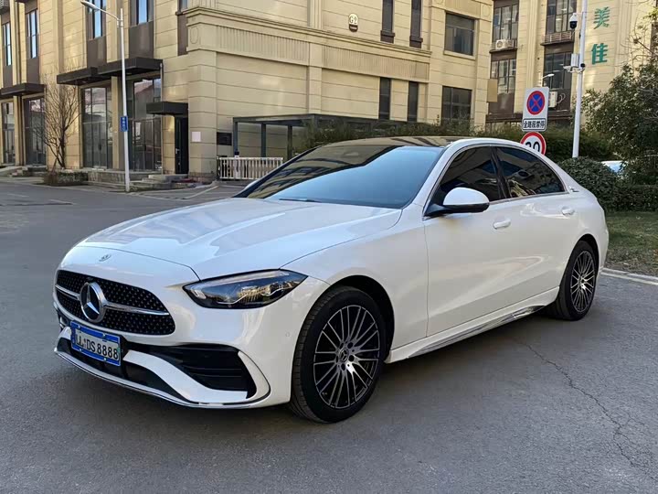 Фото 2 - Mercedes-Benz C-Class