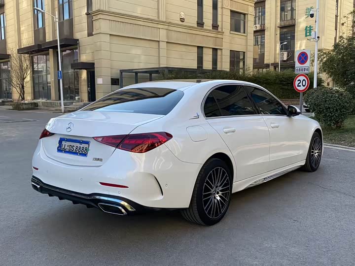 Фото 4 - Mercedes-Benz C-Class