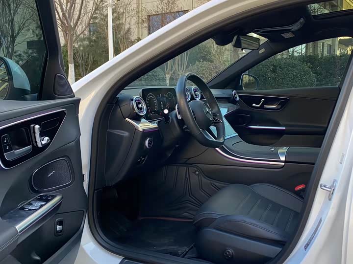 Фото 7 - Mercedes-Benz C-Class