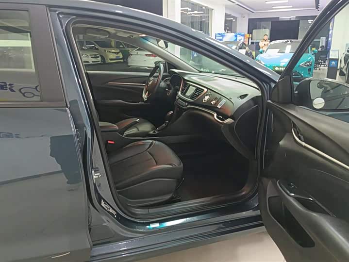 Фото 8 - Buick Excelle GT