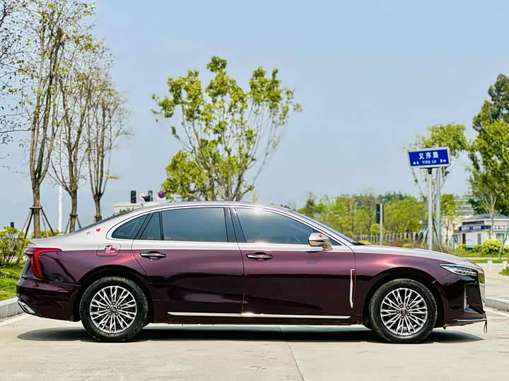 Фото 9 - Hongqi H5