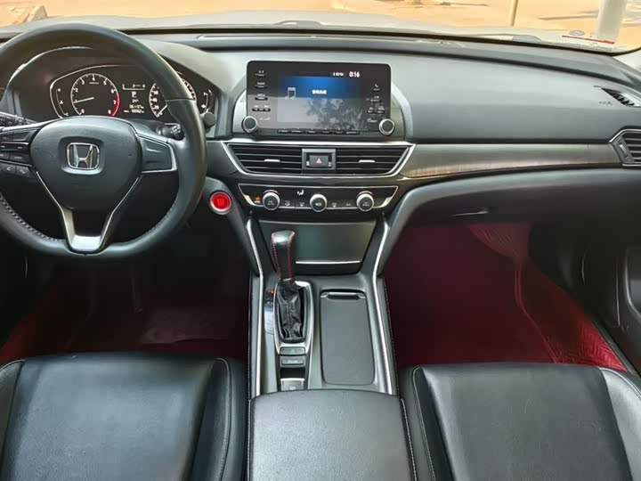 Фото 5 - Honda Inspire