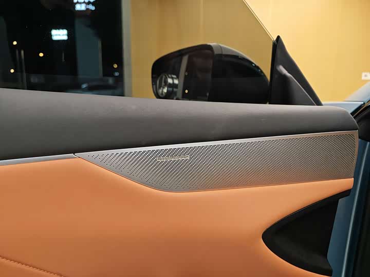 Фото 8 - Changan Deepal S05