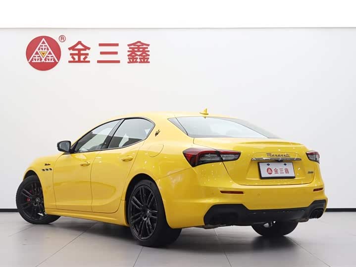 Фото 4 - Maserati Ghibli