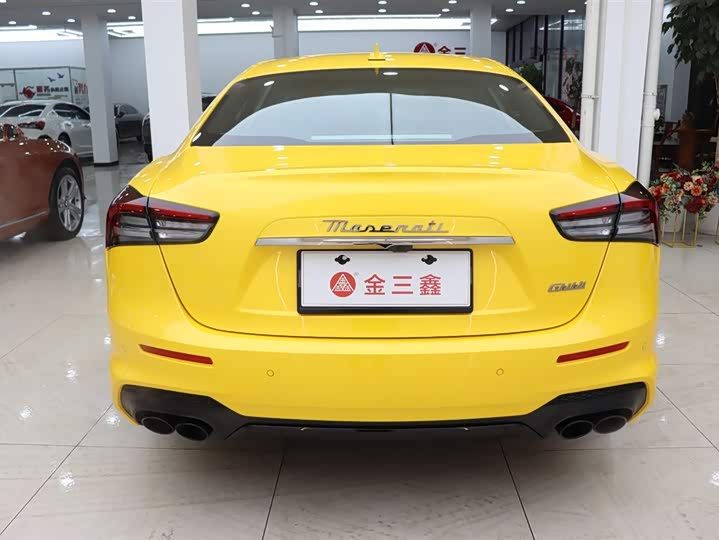 Фото 8 - Maserati Ghibli