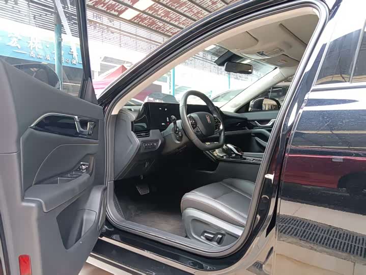 Фото 4 - Bestune B70