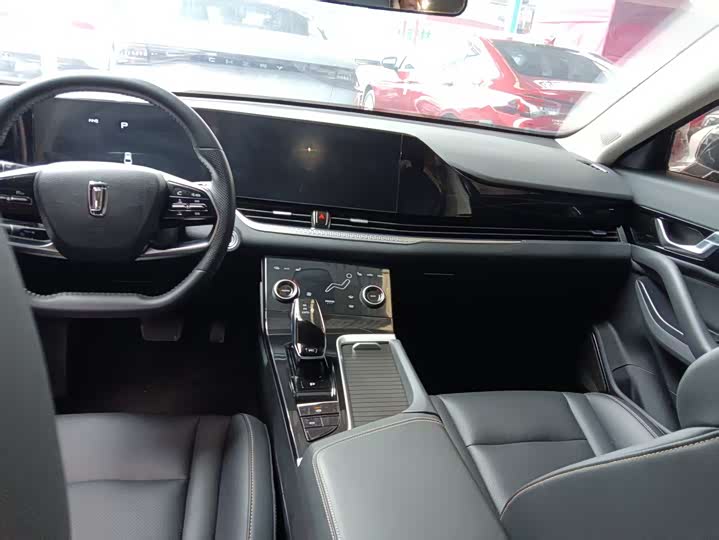 Фото 5 - Bestune B70