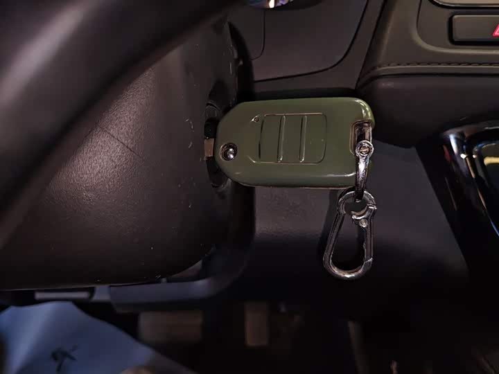 Фото 9 - Honda Vezel