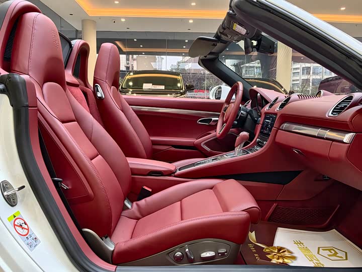 Фото 8 - Porsche 718