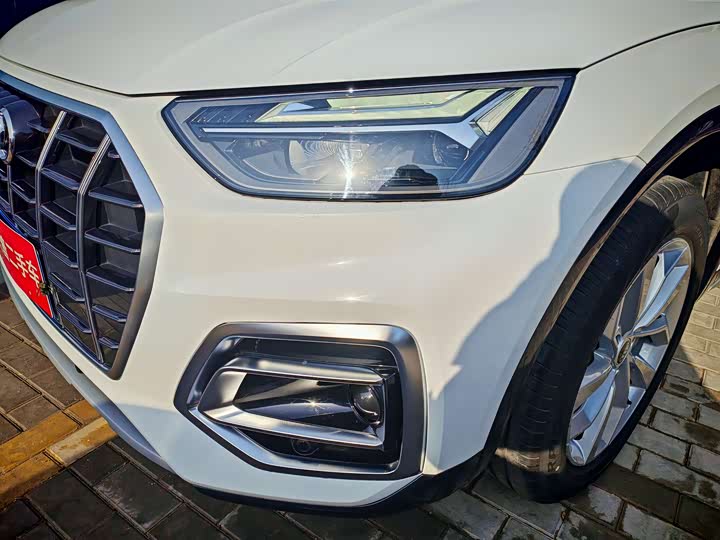 Фото 4 - Audi Q5L