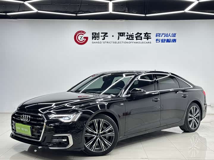 Фото 1 - Audi A6L