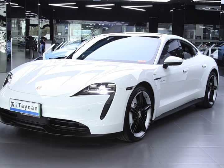 Фото 1 - Porsche Taycan