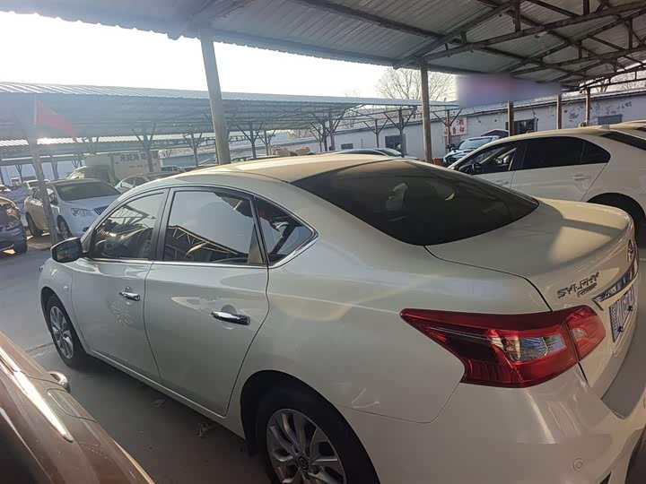 Фото 5 - Nissan Sylphy