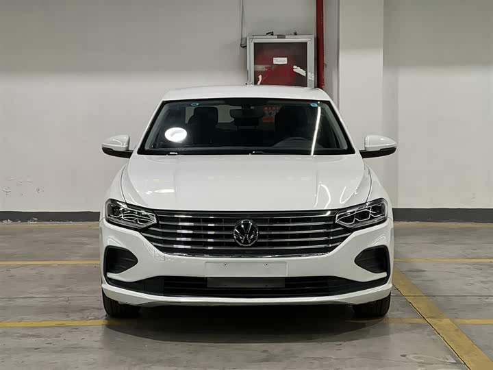 Фото 2 - Volkswagen Lavida