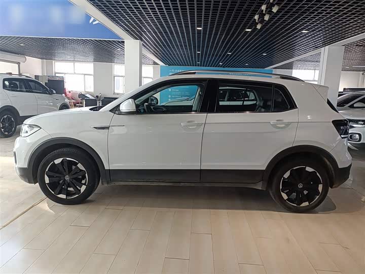 Фото 5 - Volkswagen Tacqua