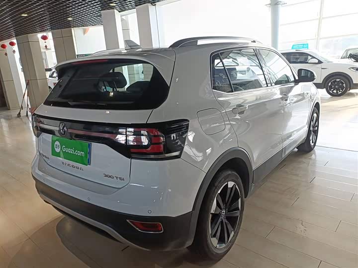 Фото 7 - Volkswagen Tacqua