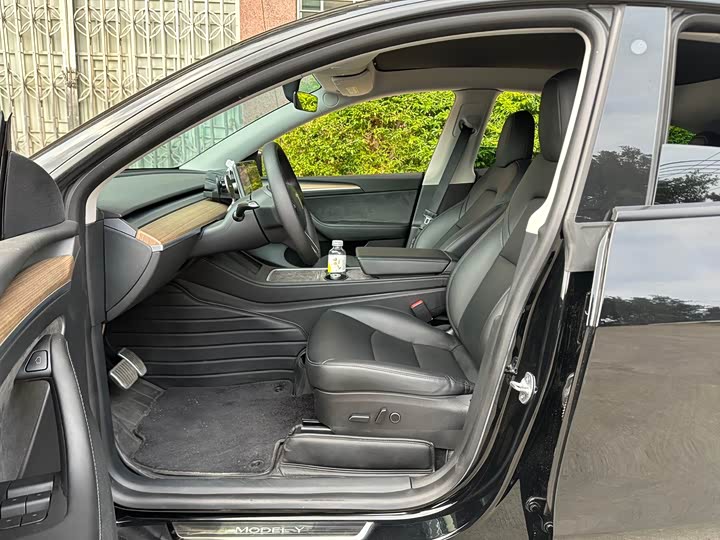 Фото 5 - Tesla Model Y