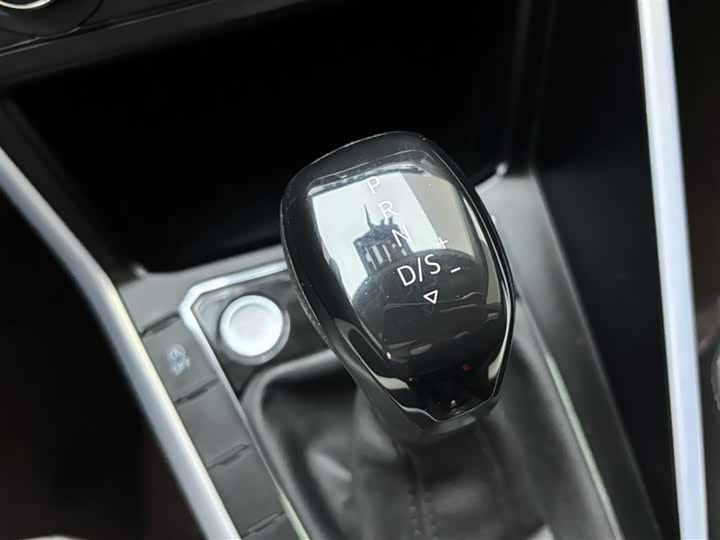 Фото 7 - Volkswagen Polo