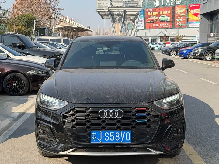 Фото 2 - Audi Q5L