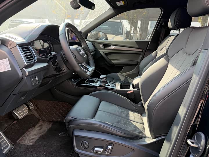 Фото 3 - Audi Q5L