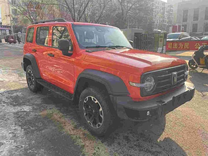 Фото 2 - Tank 300 Hybrid