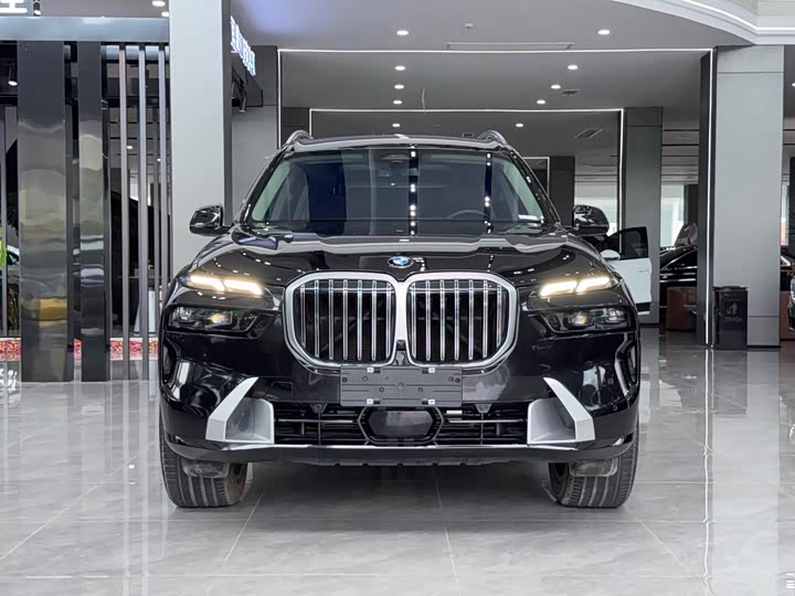 Фото 2 - BMW X7