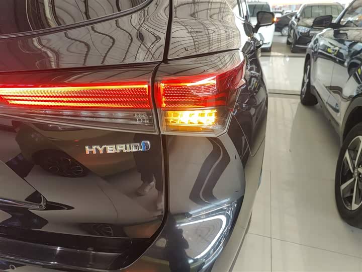 Фото 8 - Toyota Highlander