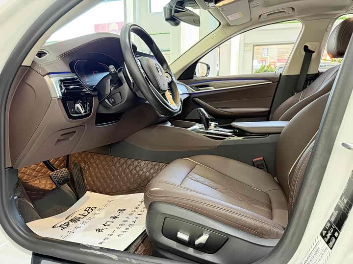 Фото 4 - BMW 5 Series