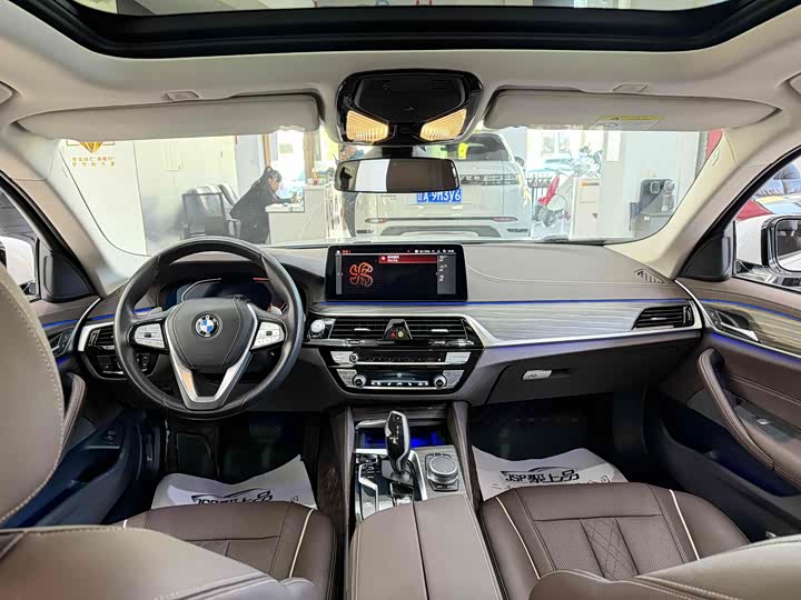 Фото 5 - BMW 5 Series