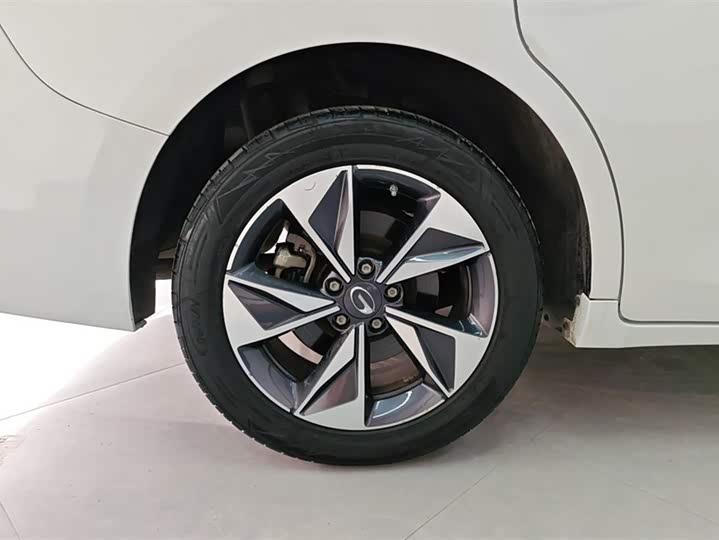 Фото 6 - GAC Trumpchi M6