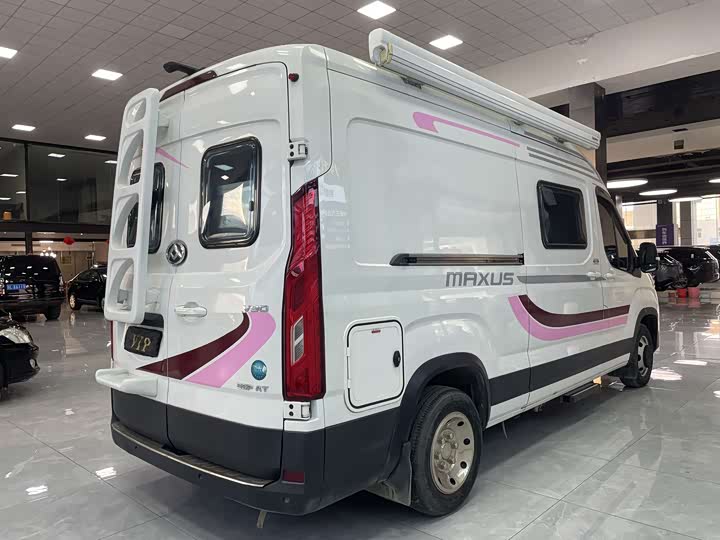 Фото 4 - Maxus V90 RV