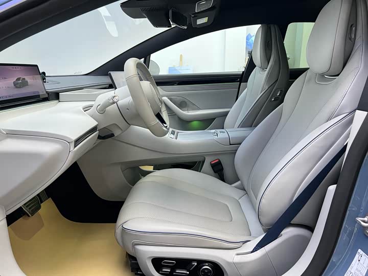 Фото 3 - Luxeed S7