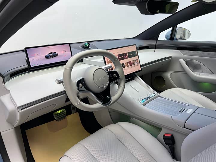 Фото 4 - Luxeed S7