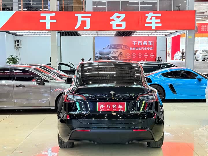 Фото 4 - Tesla Model Y