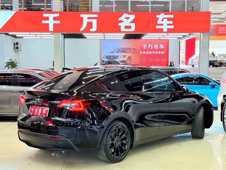 Фото 5 - Tesla Model Y