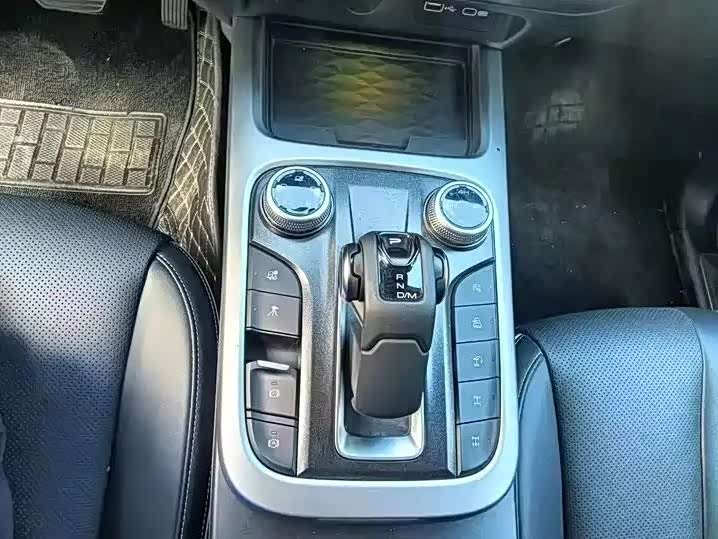 Фото 8 - Tank 300