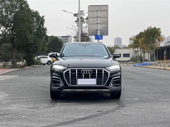 Фото 3 - Audi Q5L